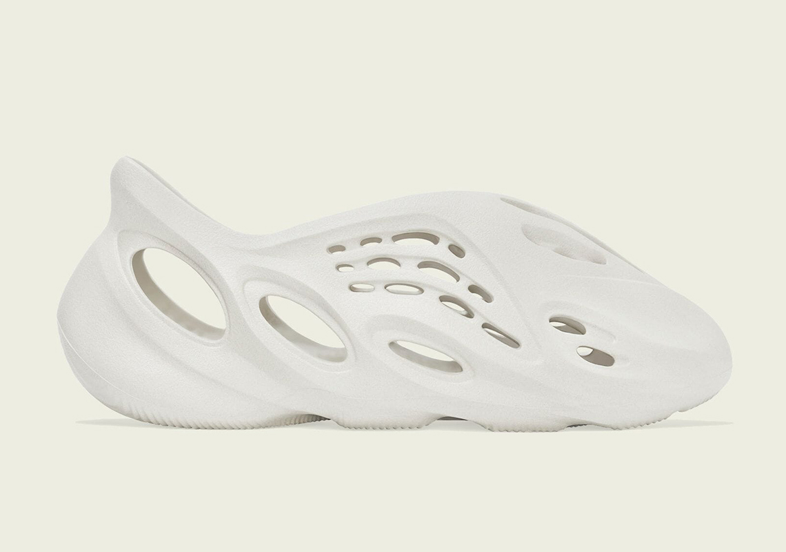Adidas Yeezy Foam Runner Sand Restock