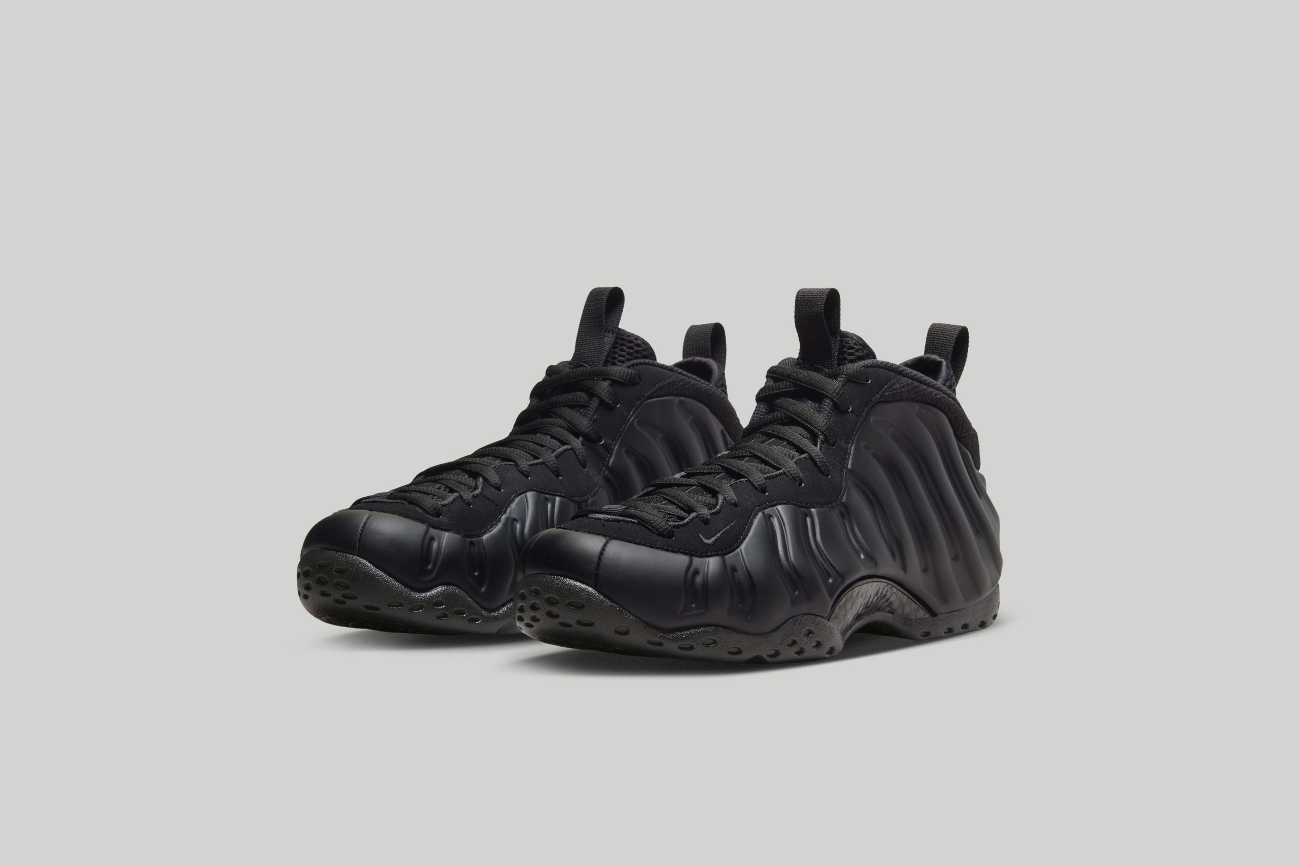 Nike Air Foamposite 1 "Anthracite"