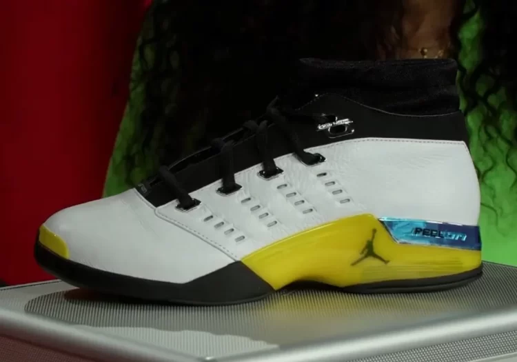 Air Jordan 17 Retro Low Lightning FJ0395-100