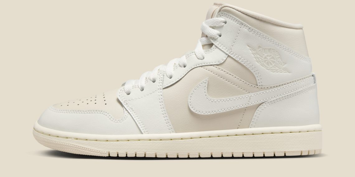 Air Jordan 1 Mid Legend Light Brown BQ6472-201