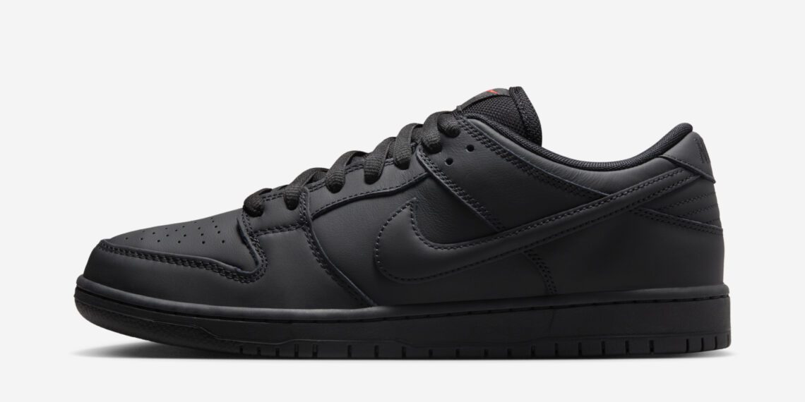 Nike SB Dunk Low Pro ISO Triple Black FJ1674-001