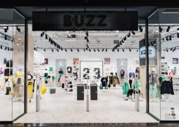 Magazin Buzz Sneakers Park Lake Mall București