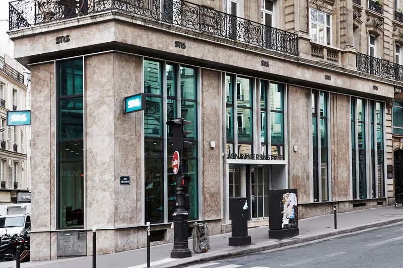 Sneakersnstuff Paris