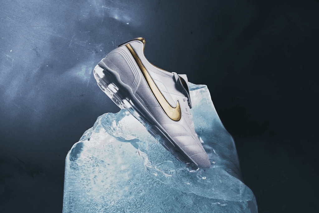 Nike Cryo Shot Tiempo Legend R10 Ronaldinho IQ8164-100 Release Info